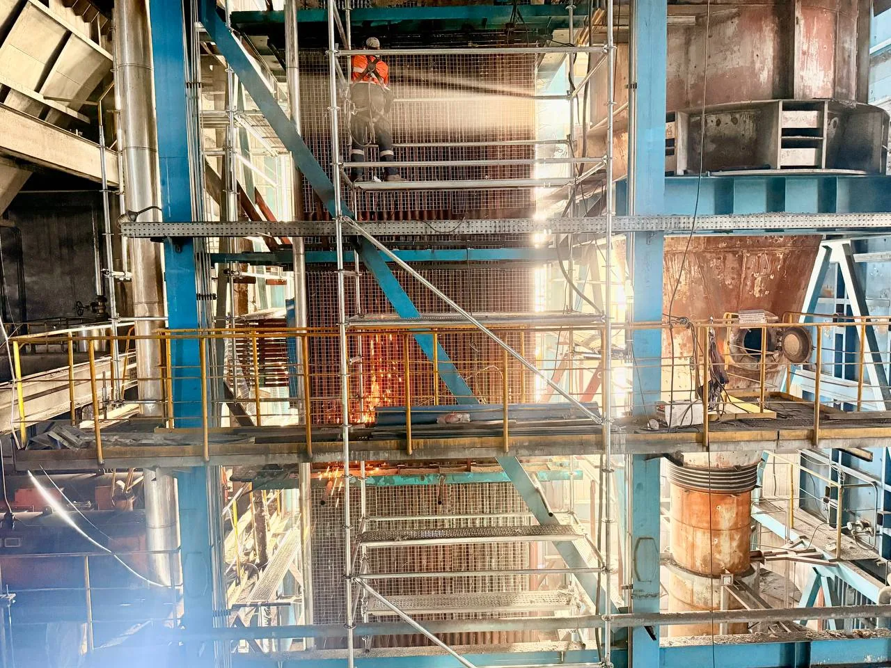 Boiler overhaul work with scaffolding and welding